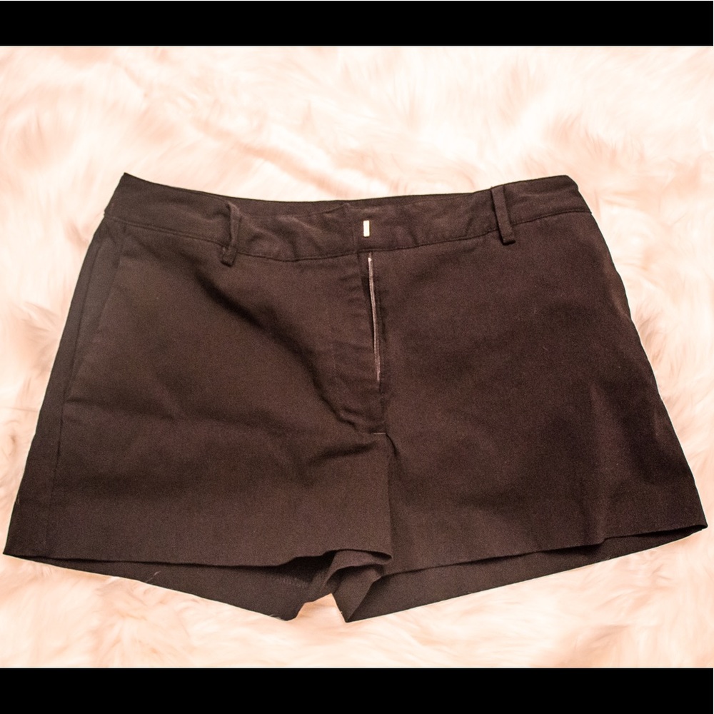 Black shorts from Express #express #blackshorts